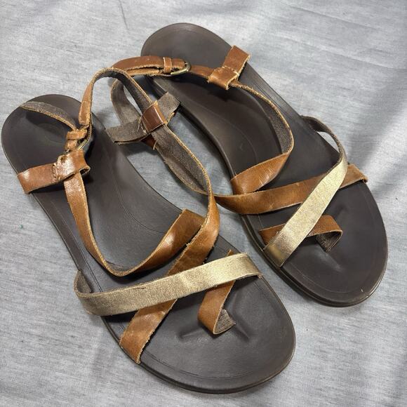 Olukai Upena Brown Gold Leather Sandals Womens US 10 EU 40 Strappy Beach Comfort - Picture 1 of 8